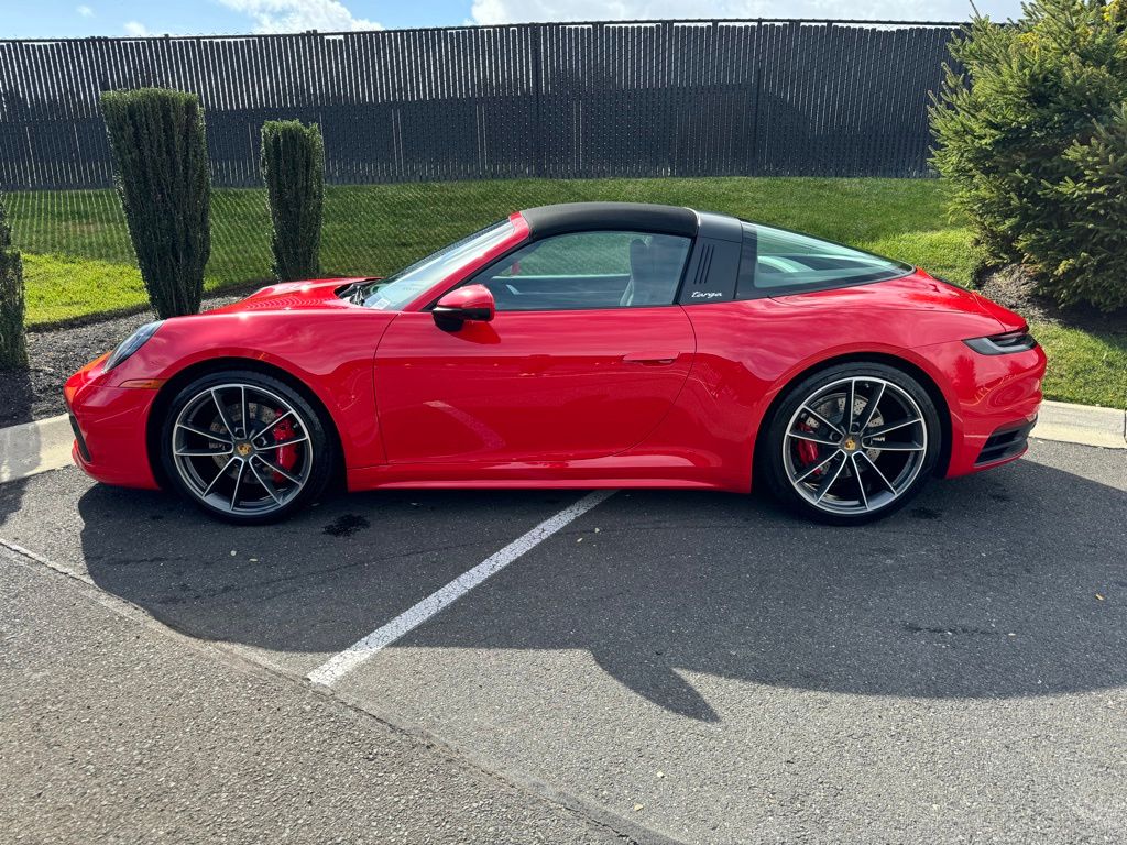 2022 Porsche 911 Targa 4S 4