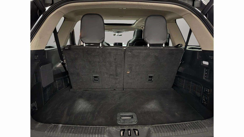 Certified Used 2022 Infinite Black Metallic Clearcoat Lincoln Grand Touring image 28