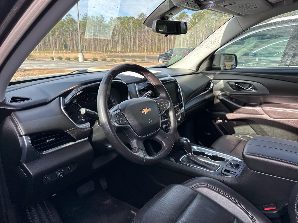 2020 Chevrolet Traverse Premier 10