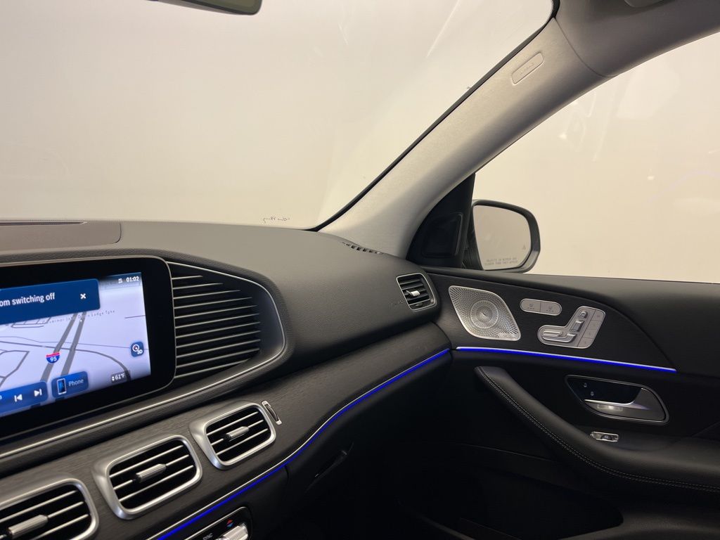 Thumbnail: 2026 Mercedes-Benz GLE - 22