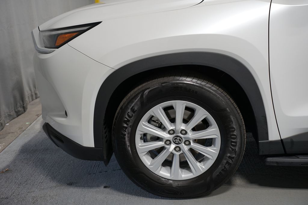 Thumbnail: 2024 Toyota Grand Highlander - 5