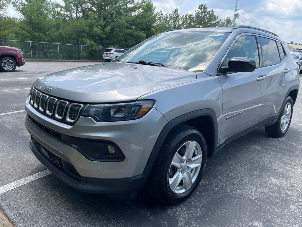 Billet Silver Metallic Clearcoat 2022 Jeep Compass SUV / Crossover Four-Wheel Drive 9-Speed Automatic