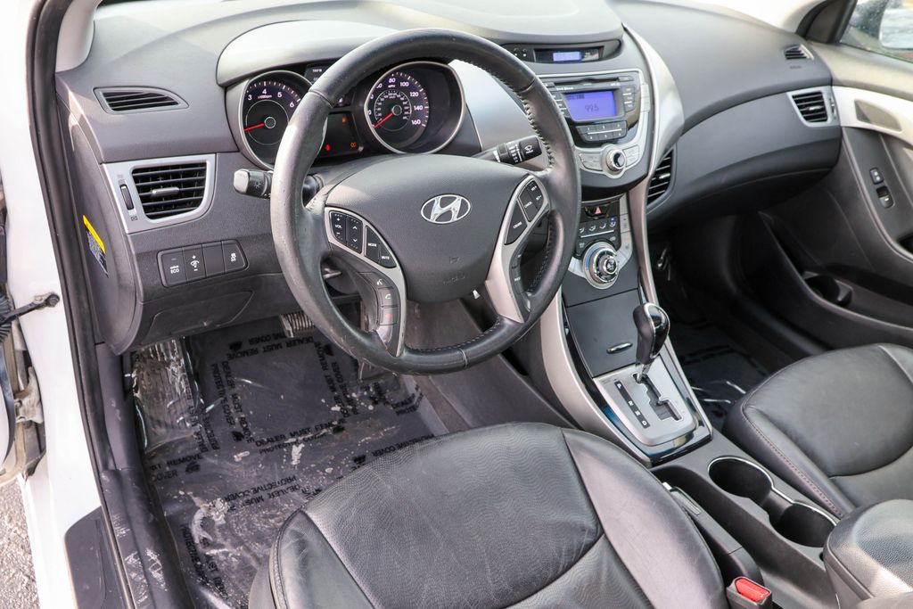 2013 Hyundai Elantra Limited 3