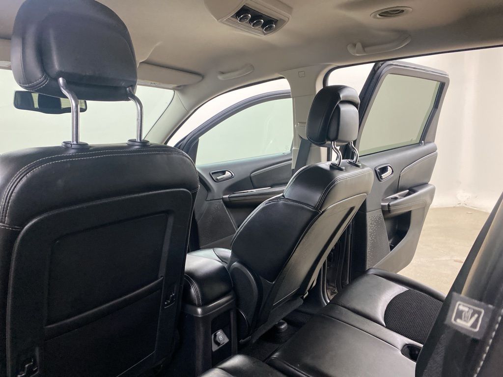 2017 Dodge Journey Crossroad photo