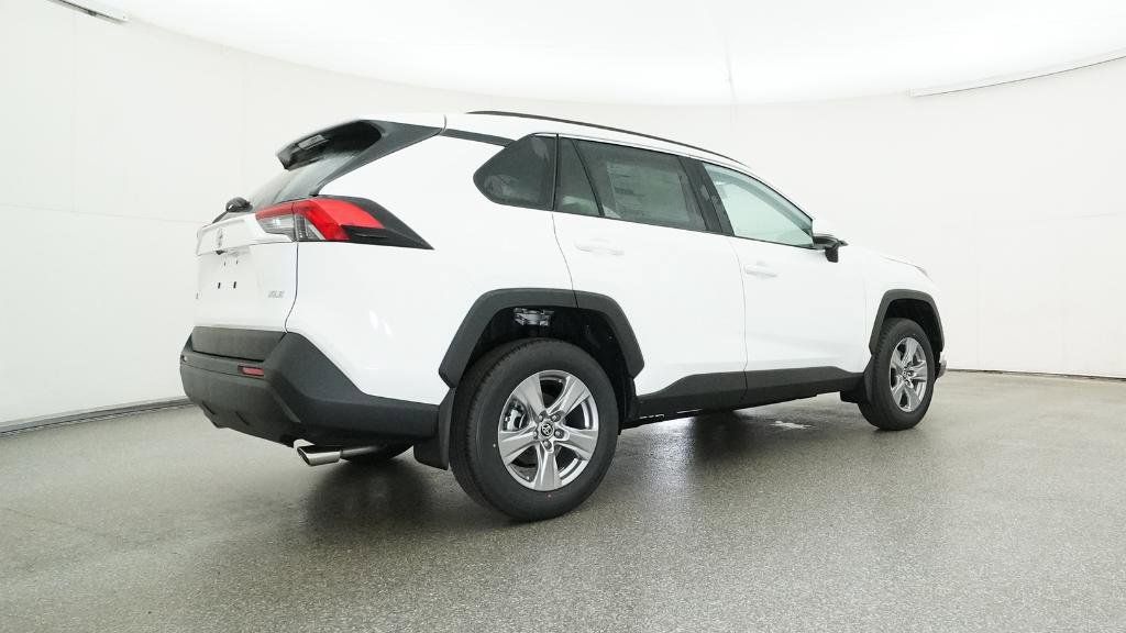 Thumbnail: 2025 Toyota RAV4 - 16