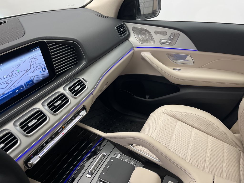 Thumbnail: 2026 Mercedes-Benz GLE - 21