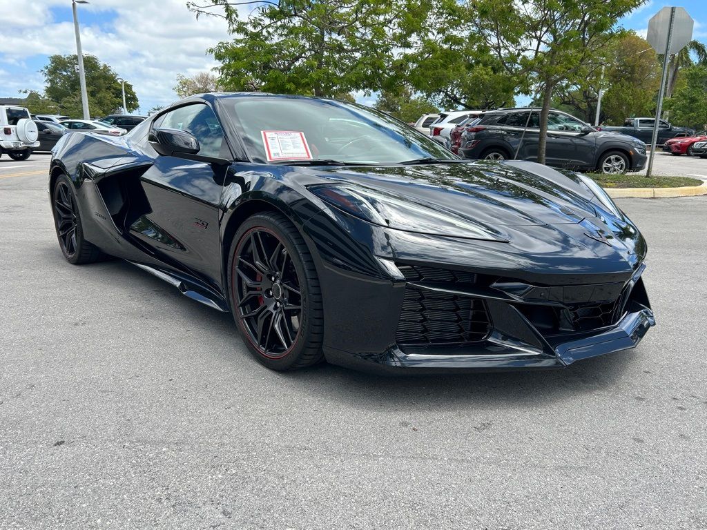 Used 2023 Chevrolet Corvette 3LZ with VIN 1G1YF2D30P5700611 for sale in Miami, FL