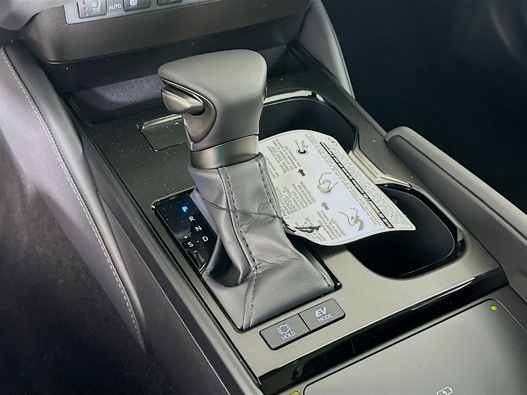 2025 Lexus ES Hybrid 300h 15