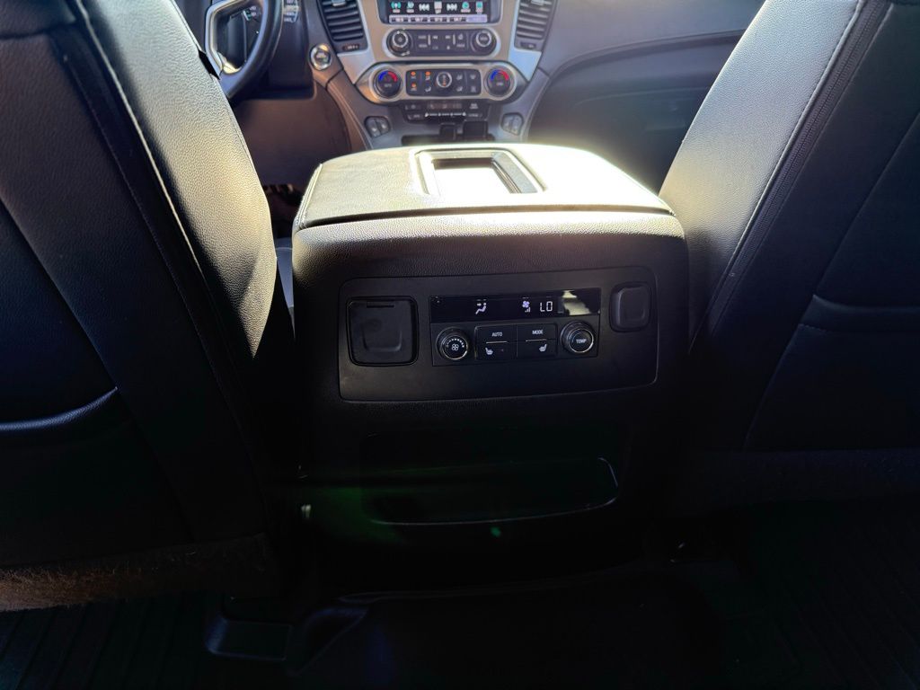 Thumbnail: 2019 Chevrolet Tahoe - 23