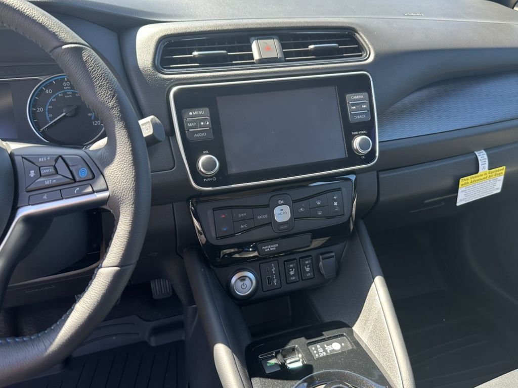 2025 Nissan Leaf SV Plus
