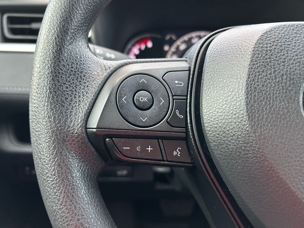 Thumbnail: 2024 Toyota RAV4 - 20