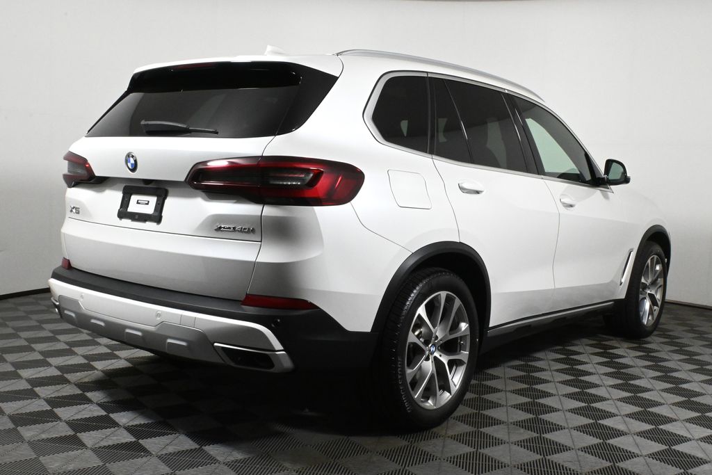 2022 BMW X5 xDrive40i 7