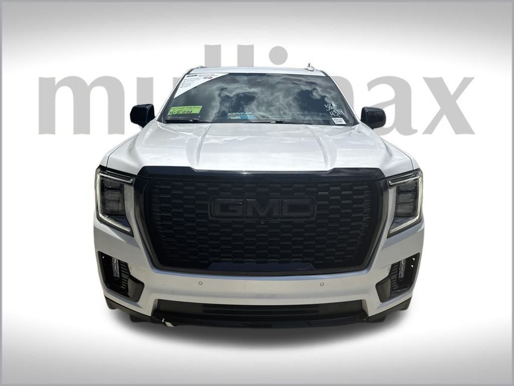 2023 GMC Yukon Denali photo