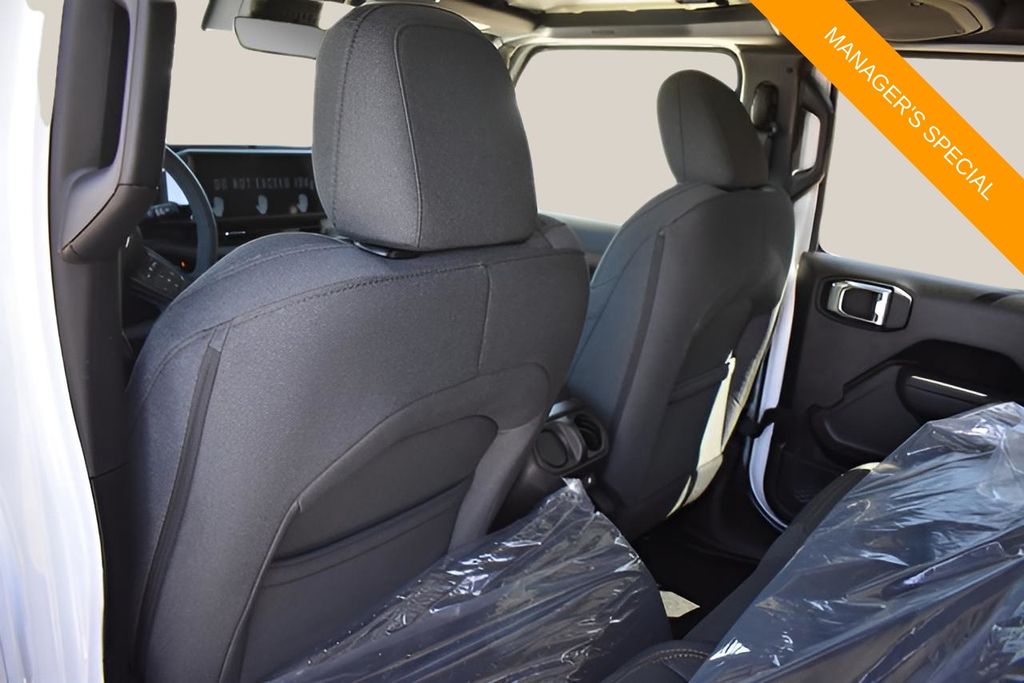 New Car 2025 Jeep Gladiator  Sport S For Sale Under $60,000 In Austin, Texas