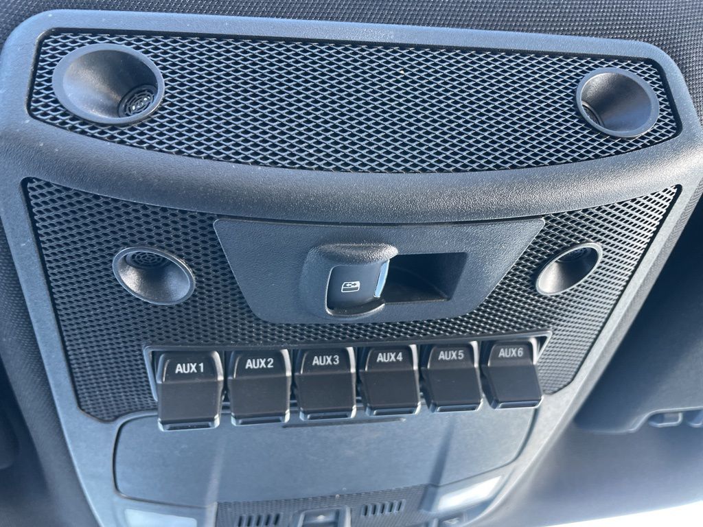 Certified Used 2022 White Ford Lariat image 53