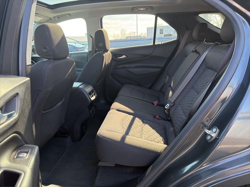 Thumbnail: 2018 Chevrolet Equinox - 20