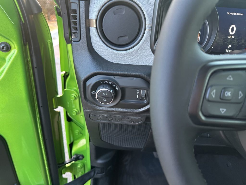 New Car 2025 Jeep Gladiator  For Sale Under $50,000 In Austin, Texas