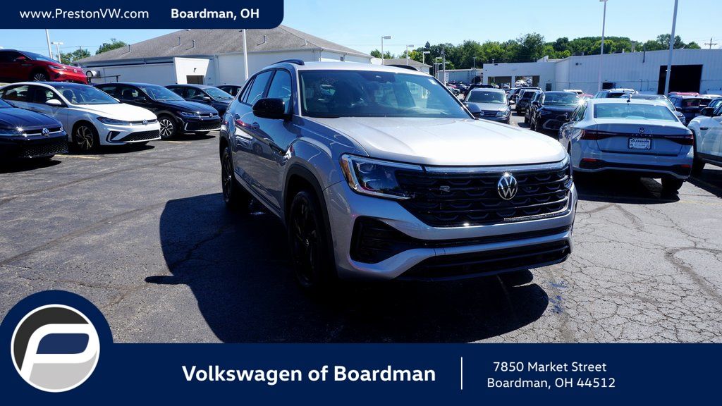 2026 Volkswagen Atlas Cross Sport 2.0T SEL R-Line Black