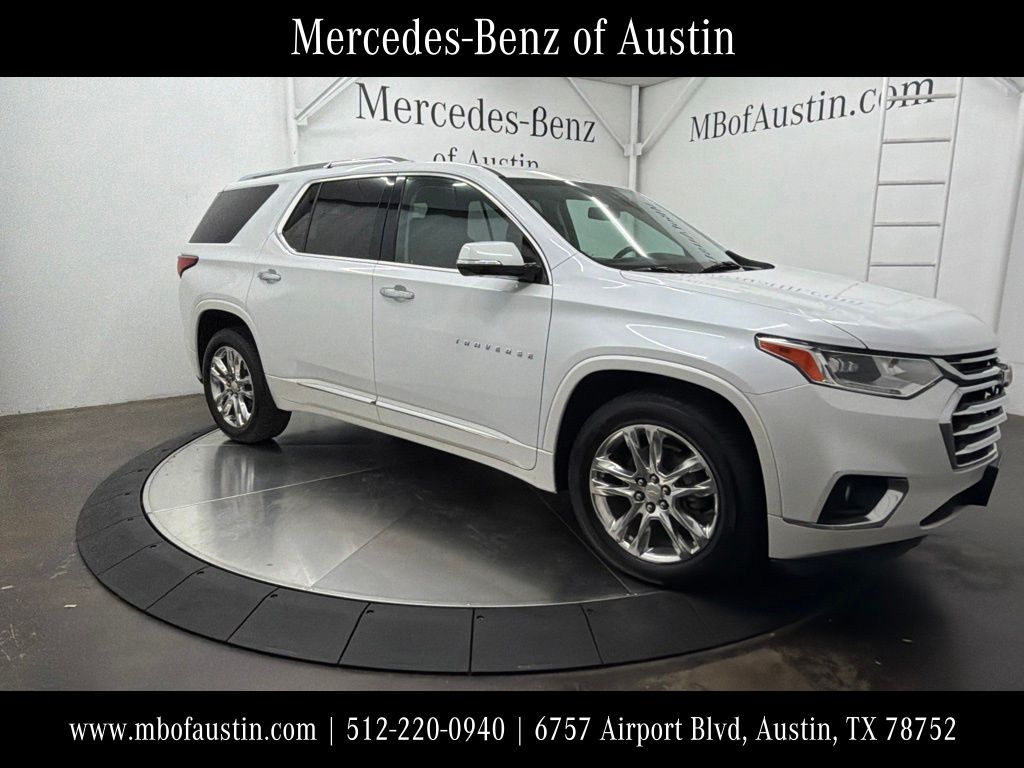 2019 Chevrolet Traverse Blanco (Iridescent Pearl Tricoat) SUV/Crossover Todo terreno 9 velocidades Automática