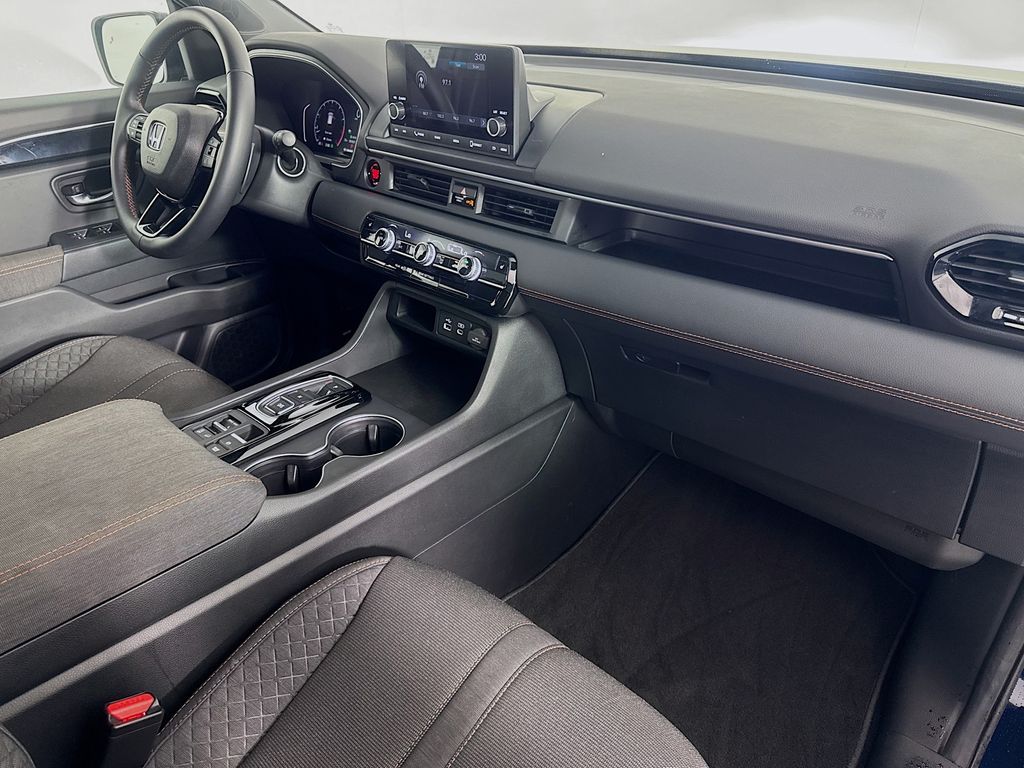 Used Car 2025 Honda Pilot  Sport For Sale Under $40,000 In Austin, Texas