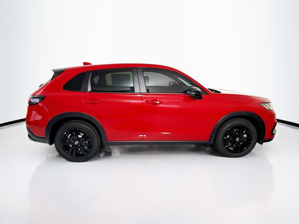 Thumbnail: 2027 Honda HR-V - 4