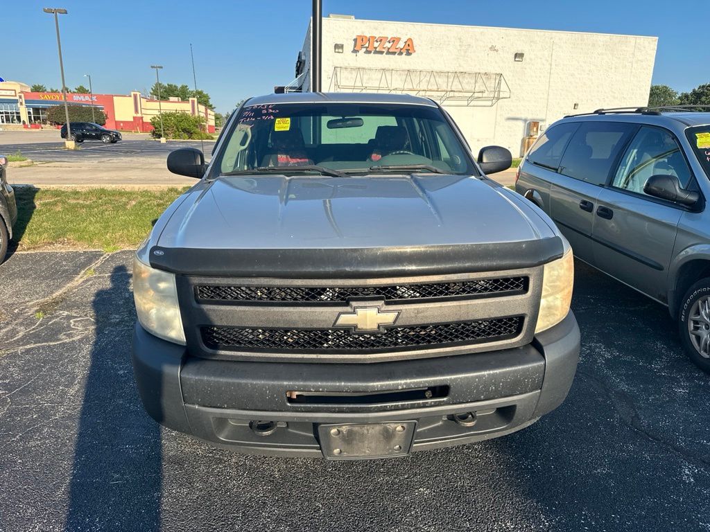 Sheer Silver Metallic 2010 Chevrolet Silverado 1500 Pickup Truck Four-Wheel Drive 4-Speed Automatic Overdrive