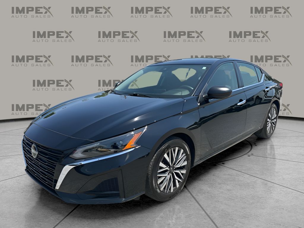 2024 Nissan Altima 2.5 SV's photo
