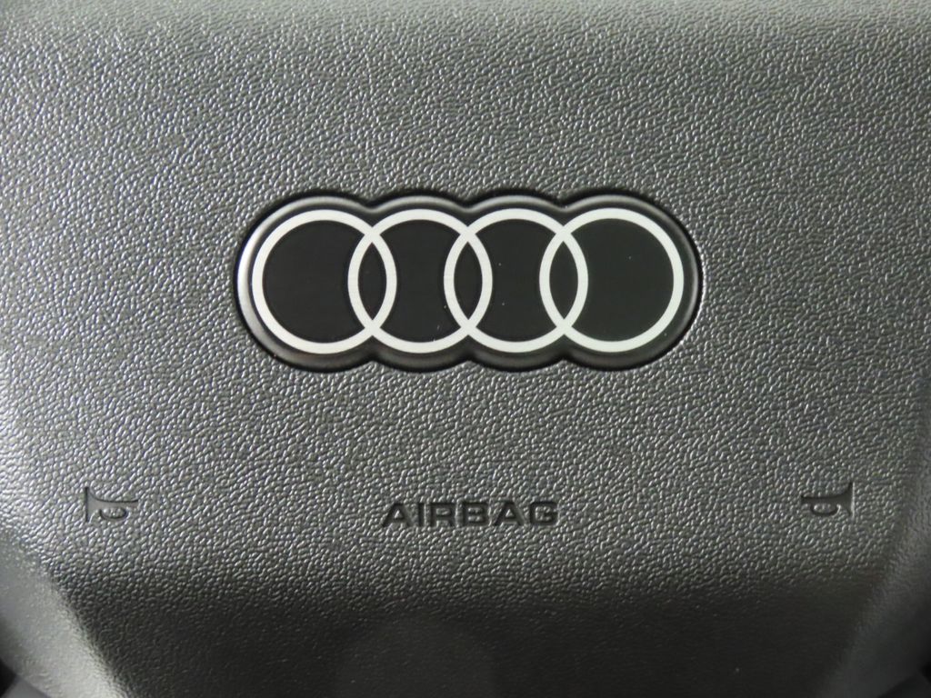 Thumbnail: 2025 Audi Q5 - 17