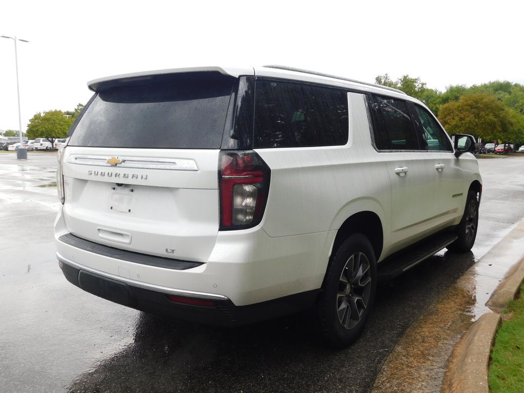 Thumbnail: 2023 Chevrolet Suburban - 11