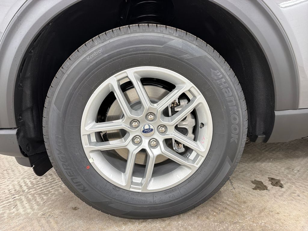New 2026 Gray Ford Active image 11