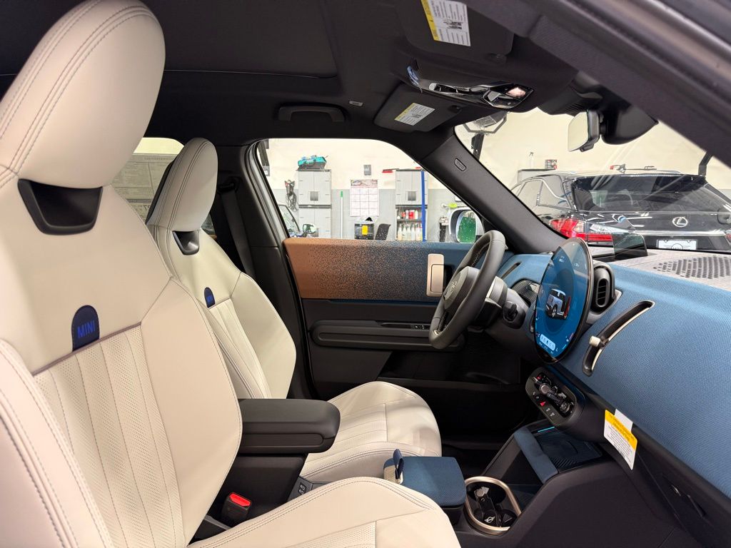 Thumbnail: 2025 MINI Cooper Countryman - 29