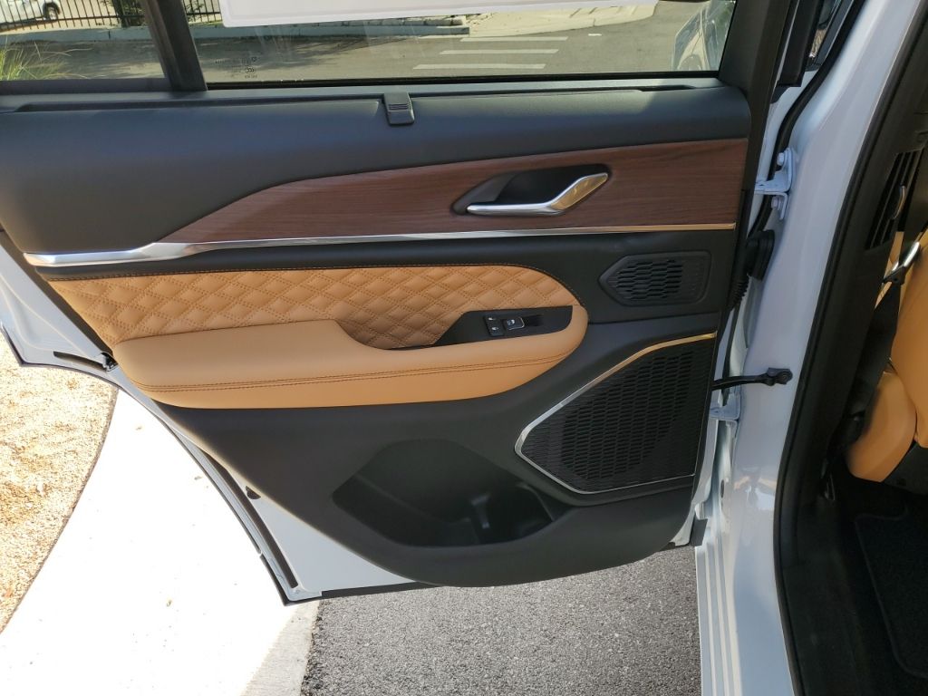 New Car 2025 Jeep Grand Cherokee  Summit For Sale Under $60,000 In Austin, Texas