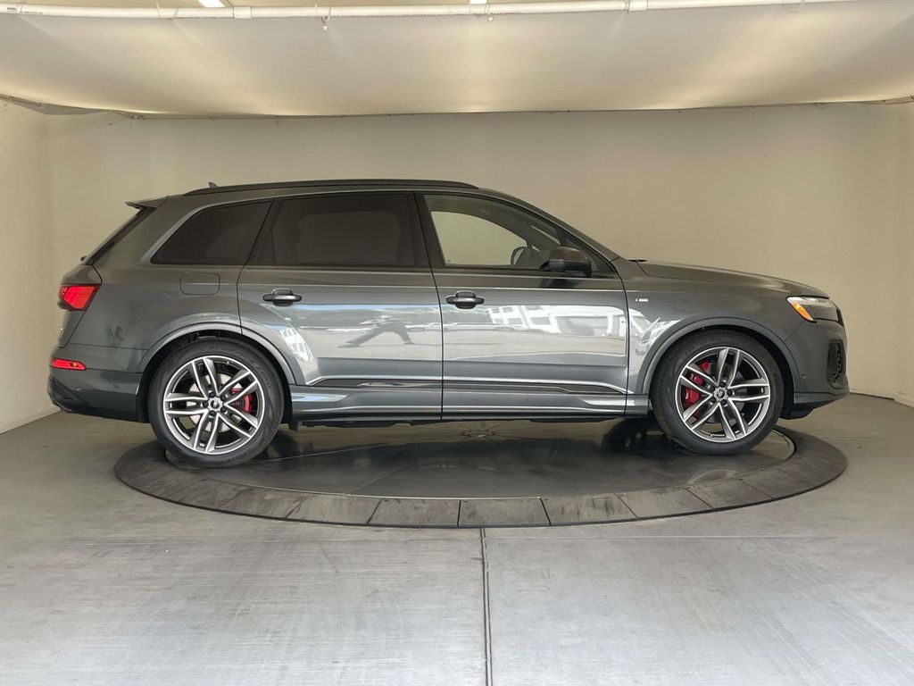 2026 Audi Q7 55 Prestige Gray at Luther Ford