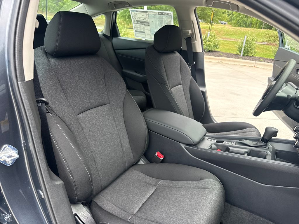 New 2026 Gray Honda SE image 30