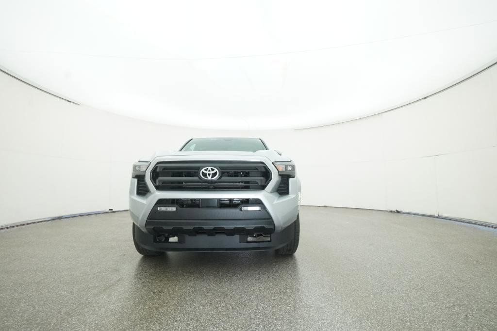 Thumbnail: 2025 Toyota Tacoma - 4