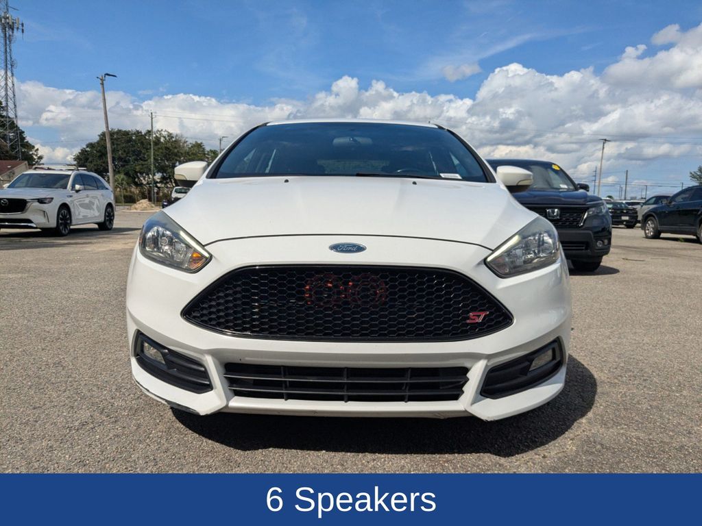 2018 Ford Focus ST 