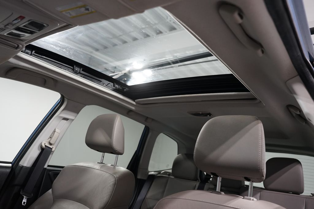 Thumbnail: 2016 Subaru Forester - 32