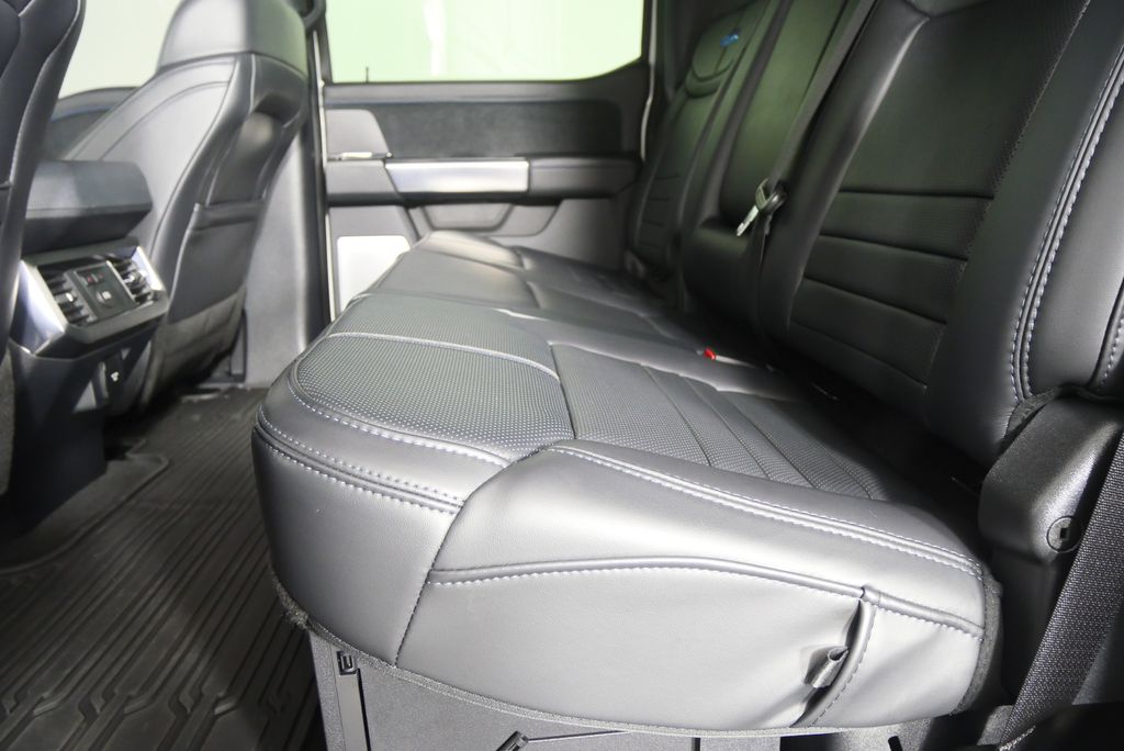 Thumbnail: 2025 Ford Econoline - 20