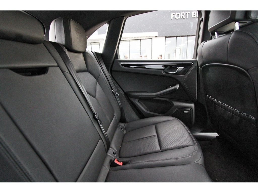 Used 2021 Porsche Macan SUV