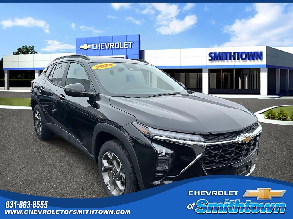 2025 Chevrolet Trax LT FWD