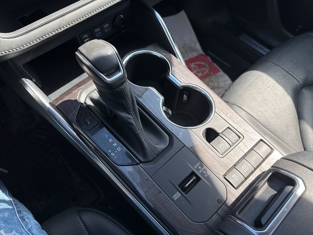 2022 Toyota Highlander Hybrid