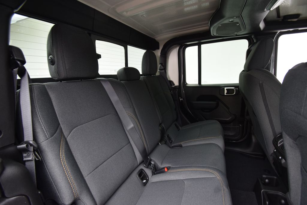 new 2026 Jeep Gladiator car, priced at $47,491