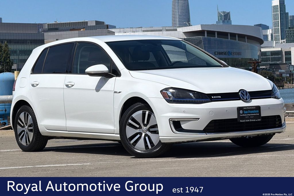 2016 Volkswagen e-Golf SEL Premium
