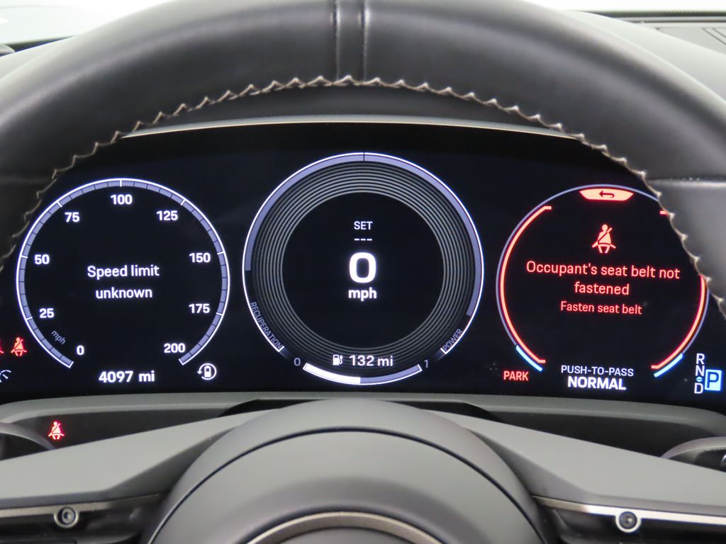 Thumbnail: 2025 Porsche Taycan - 17