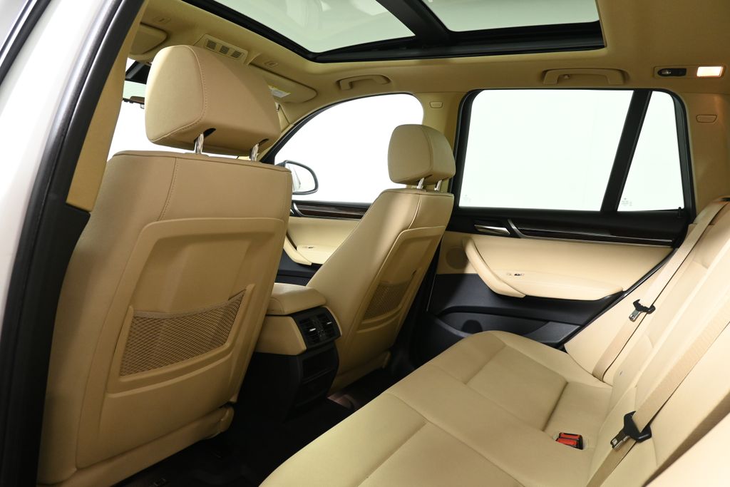 Thumbnail: 2017 BMW X3 - 31