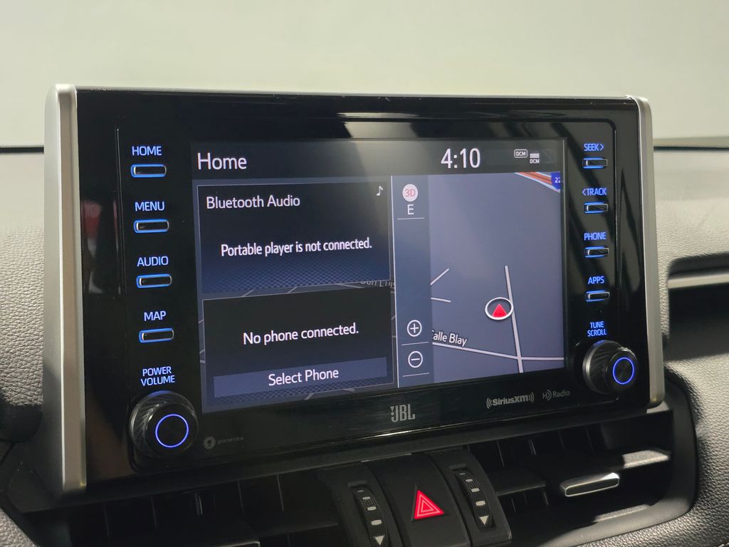 Thumbnail: 2021 Toyota RAV4 - 21