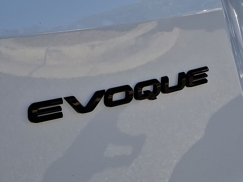 2025 Land Rover Range Rover Evoque Dynamic 21