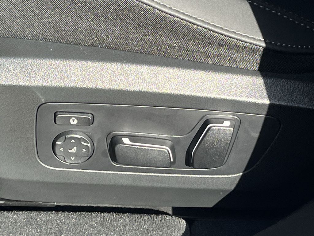 Thumbnail: 2026 BMW X3 - 12