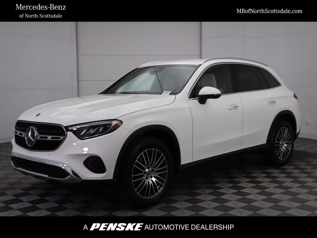 2024 Mercedes-Benz GLC 300 Hero Image