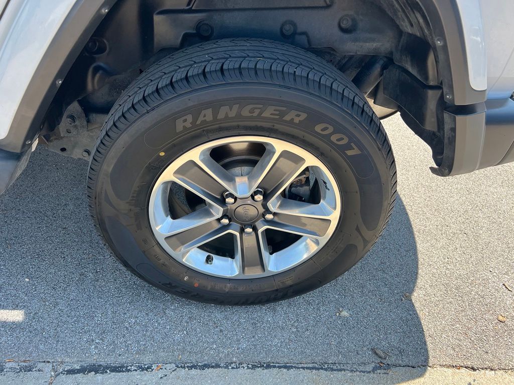Used 2019 Jeep Wrangler SUV